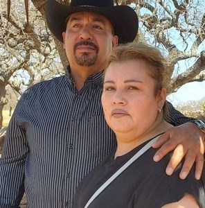 Meet your Posher, Esther